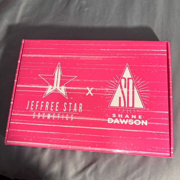 Jeffree Star x Shane Dawson Pink Pig Mirror - Picture 1 of 3